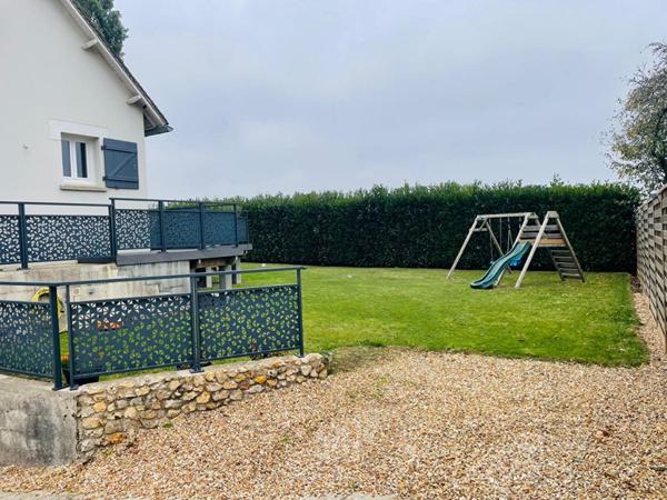 Maison 180m2 rénovée, 5 chambres, sous-sol total, garage, terrain 1000m2