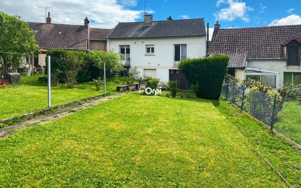 Maison à vendre    4 pièces •  Commentry