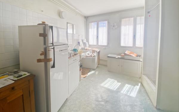 Maison à vendre    4 pièces •  Commentry