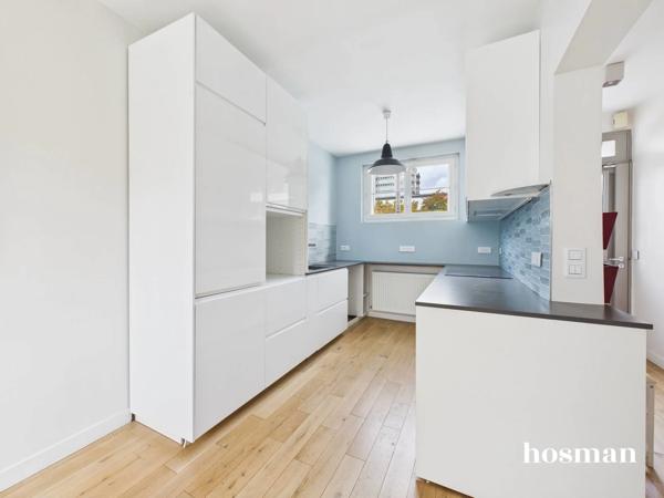 Maison de ville 8 pièces de 150m² à Asnières-sur-Seine - Terrasse paisible et extérieur verdoyant - Rue Villa Rouveyrol