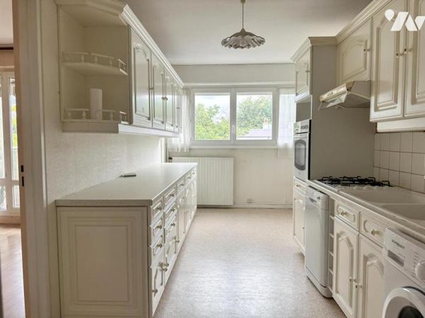 ST HERBLAIN CHEZINE - RESIDENCE DU GOLF - T4 à rénover