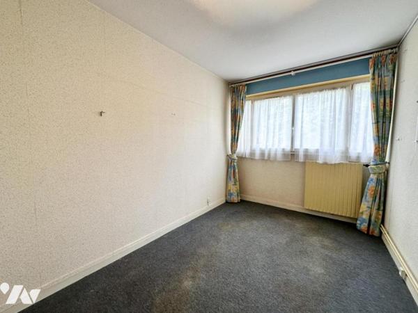 ST HERBLAIN CHEZINE - RESIDENCE DU GOLF - T4 à rénover