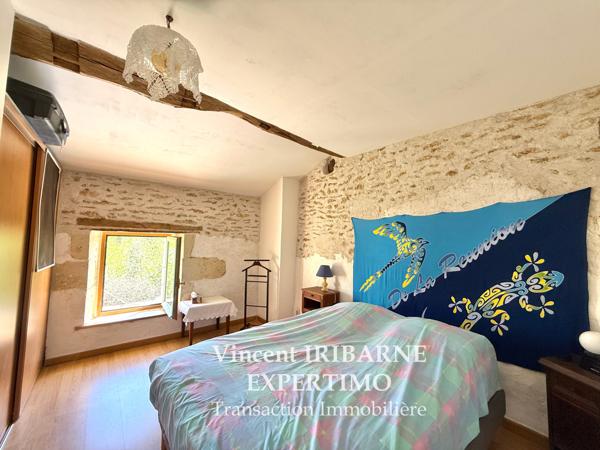 Saintes (17100) Maison Type Charentaise, 5 Chambres, Garage et Jardin