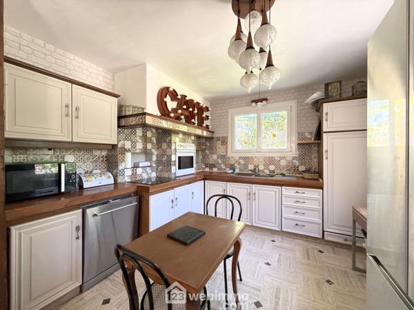 Demeure 181.41 m² à Ploumilliau 22300