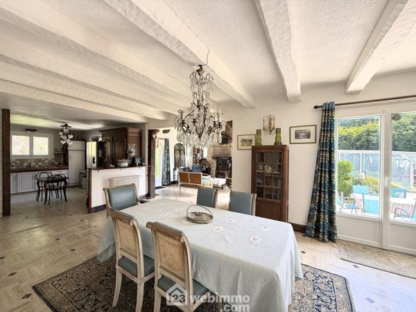 Demeure 181.41 m² à Ploumilliau 22300