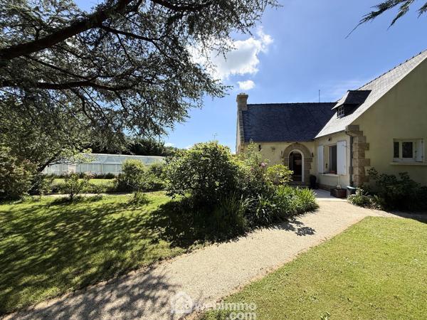 Demeure 181.41 m² à Ploumilliau 22300