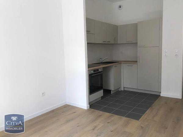 Appartement à louer 2 pièces 37.54m² Arras (62000)