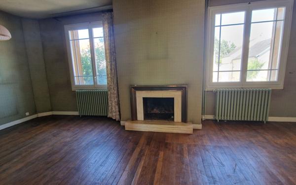 Maison à vendre    3 pièces •  Fleury-les-Aubrais