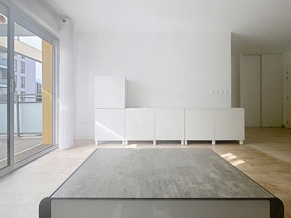 A VENDRE ANGERS - ESA/ARBORETUM - TYPE 3 - BALCON - RESIDENCE RECENTE