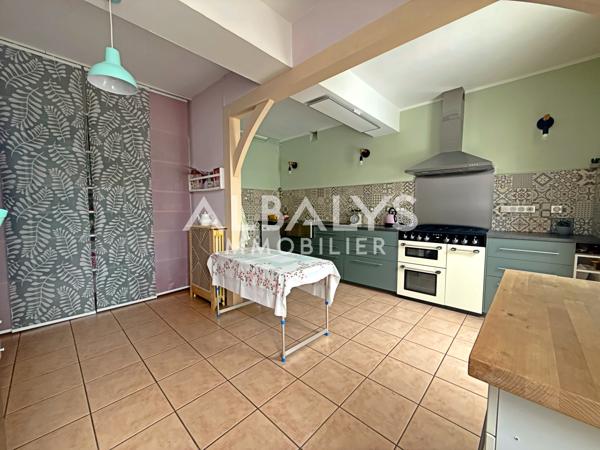 Bastide 6 pièce(s) 4 chambre(s) 145 m²
