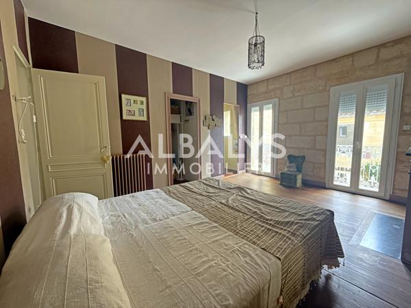 Bastide 6 pièce(s) 4 chambre(s) 145 m²
