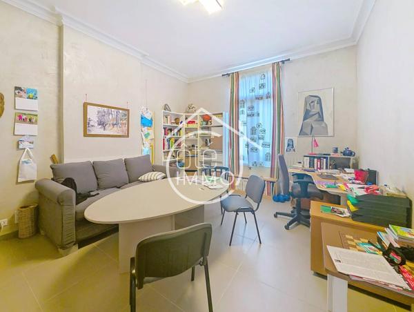 Bergerac : Maison bourgeoise 7 pièces de 216m² avec cour