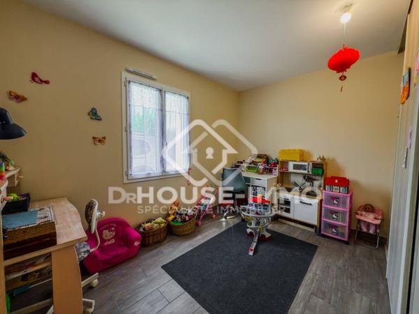 Maison à vendre 6 pièces de 143 m²