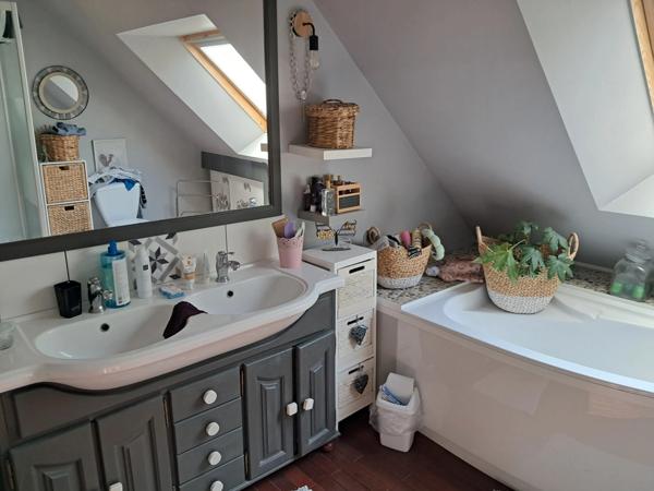 Maison à vendre 5 pièces GIBERVILLE (14) Maison de 123 m² habitables avec dépendances