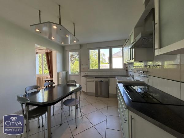 Maison à vendre 9 pièces 173m² La Chaussée-Saint-Victor (41260)