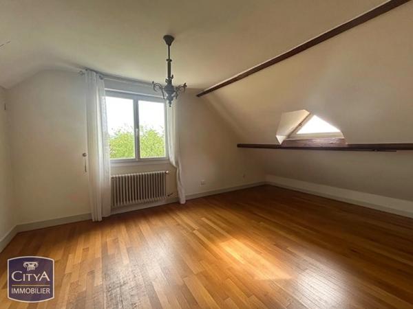 Maison à vendre 9 pièces 173m² La Chaussée-Saint-Victor (41260)