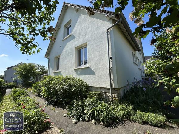 Maison à vendre 9 pièces 173m² La Chaussée-Saint-Victor (41260)