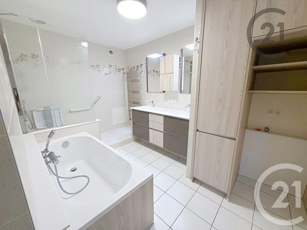 Appartement F4 à vendre  4 pièces - 90,71 m2 CHALONS EN CHAMPAGNE - 51