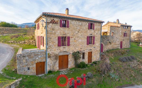 Maison à vendre    7 pièces •  Gluiras