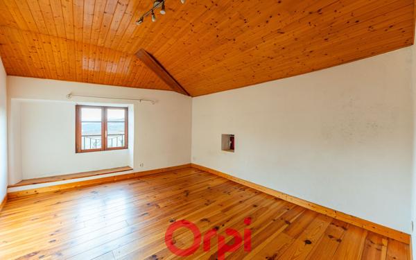 Maison à vendre    7 pièces •  Gluiras