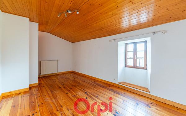 Maison à vendre    7 pièces •  Gluiras