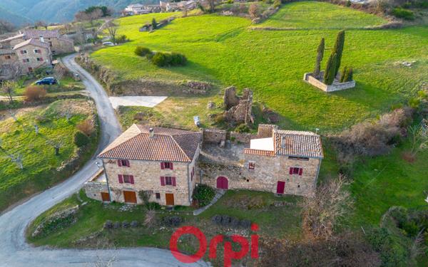 Maison à vendre    7 pièces •  Gluiras