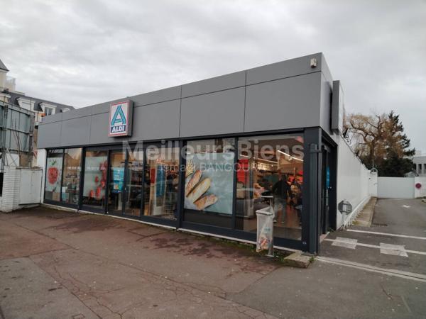 2 pièces neuf loué meublé avec terrasse et parking