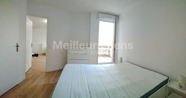 2 pièces neuf loué meublé avec terrasse et parking