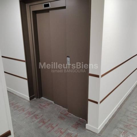 2 pièces neuf loué meublé avec terrasse et parking