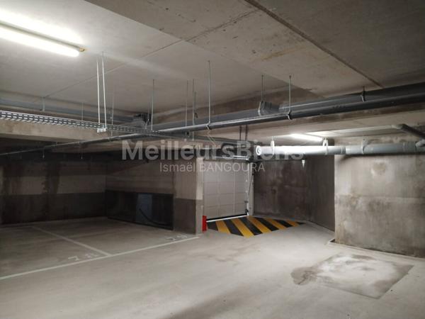2 pièces neuf loué meublé avec terrasse et parking