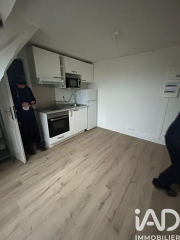 Immeuble à vendre 331 m² Sens