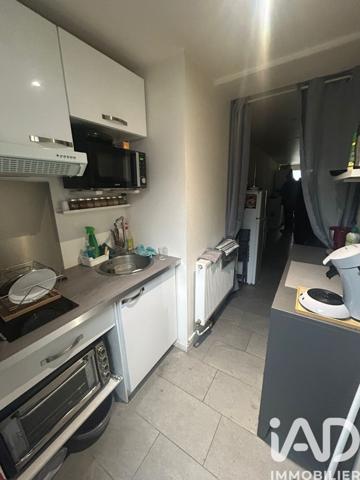 Immeuble à vendre 331 m² Sens