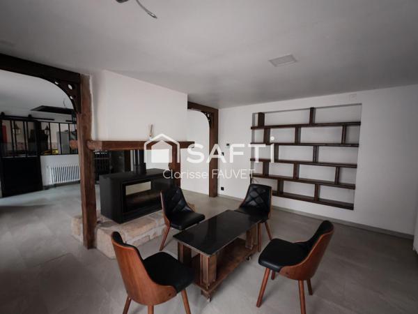 Très belle maison atypique rénovée avec goût