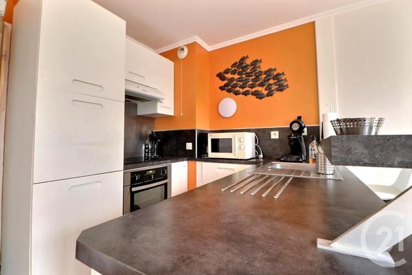 Appartement F3 à vendre  2 pièces - 39 m2 ST RAPHAEL - 83