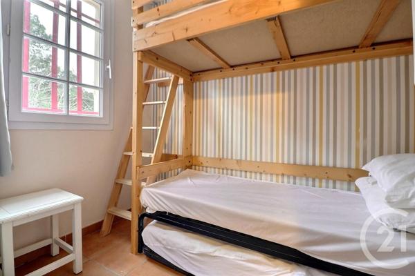 Appartement F3 à vendre  2 pièces - 39 m2 ST RAPHAEL - 83