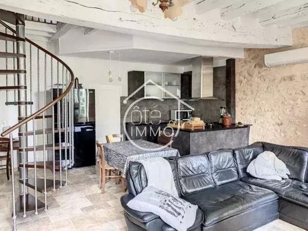 Saint-Antoine-de-Breuilh – 174 m² – dépendances – terrain clos de 1476 m²