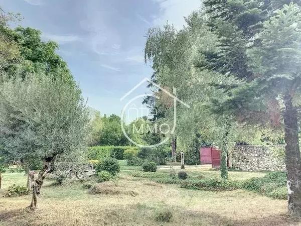 Saint-Antoine-de-Breuilh – 174 m² – dépendances – terrain clos de 1476 m²
