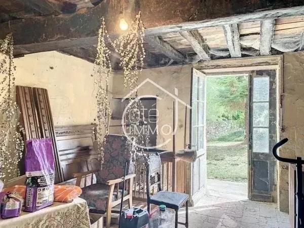 Saint-Antoine-de-Breuilh – 174 m² – dépendances – terrain clos de 1476 m²