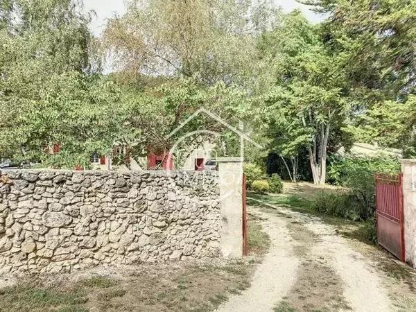 Saint-Antoine-de-Breuilh – 174 m² – dépendances – terrain clos de 1476 m²
