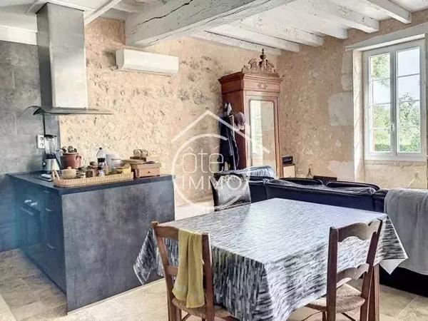 Saint-Antoine-de-Breuilh – 174 m² – dépendances – terrain clos de 1476 m²