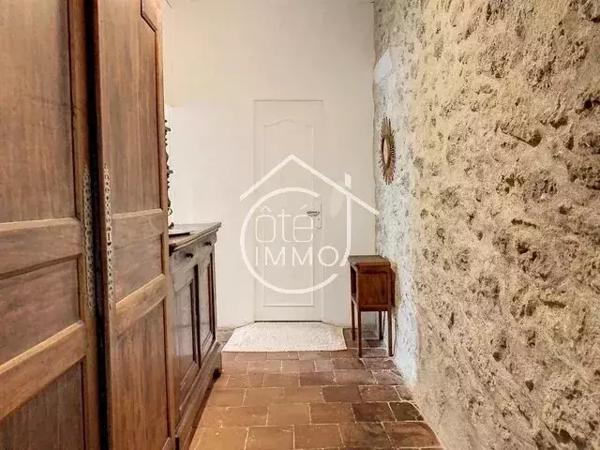 Saint-Antoine-de-Breuilh – 174 m² – dépendances – terrain clos de 1476 m²