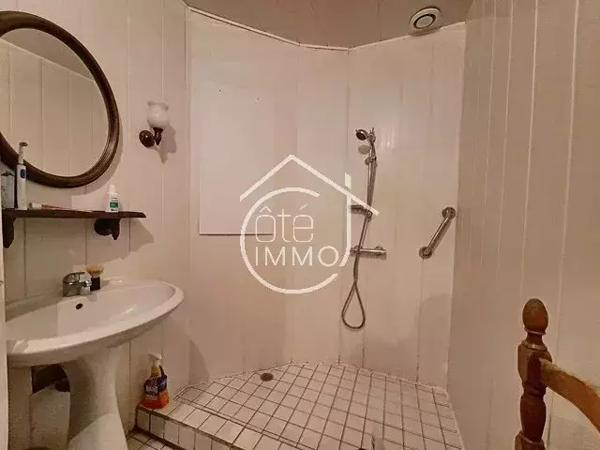 Saint-Antoine-de-Breuilh – 174 m² – dépendances – terrain clos de 1476 m²