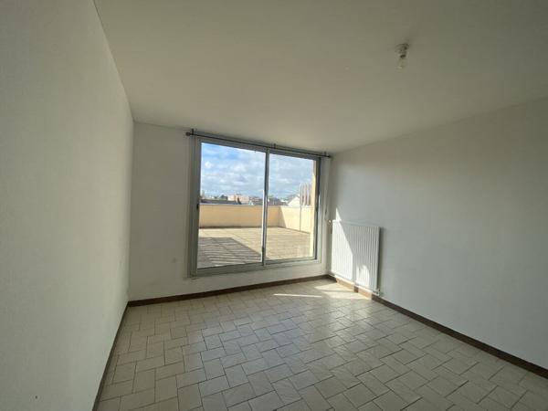 PROCHE HIPPODROME T4 EN DUPLEX AVEC GRANDE TERRASSE,  
Nantes 44300