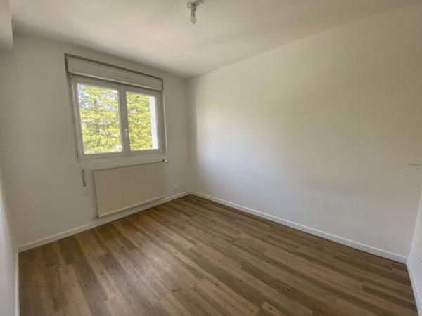 PROCHE HIPPODROME T4 EN DUPLEX AVEC GRANDE TERRASSE,  
Nantes 44300