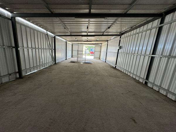 Depot 100 m²