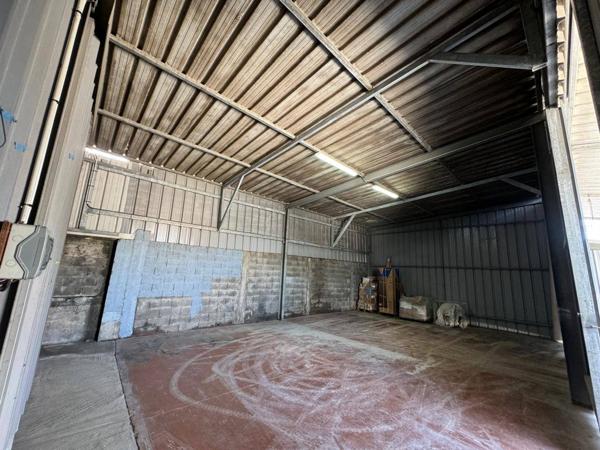 Depot 100 m²