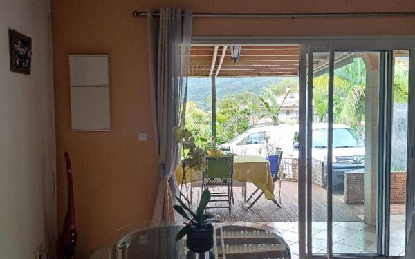 Maison à vendre    5 pièces •  Saint-Louis