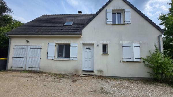 Maison familiale, clés en main à Sandillon.