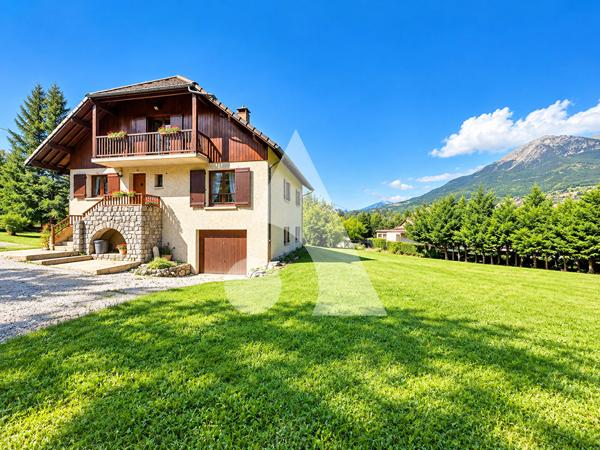 Maison 8 pièces 145 m2