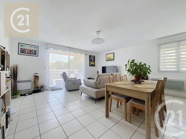 Appartement F3 à vendre  3 pièces - 70,55 m 2   BEZIERS  - 34